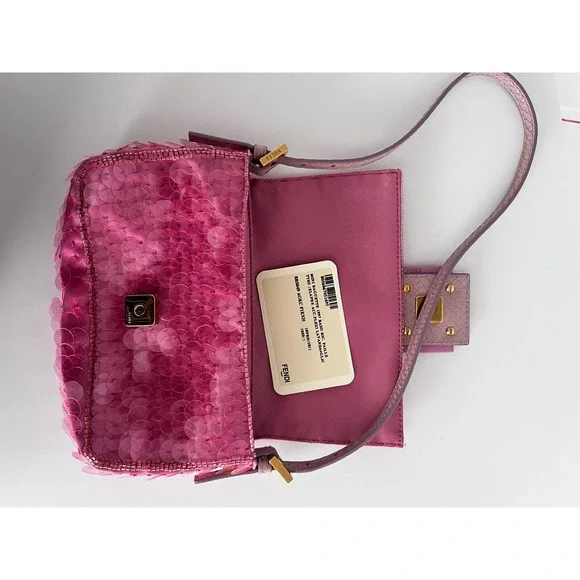 Sold！Fendi  pink mini baguette - Picture 4 of 6